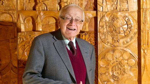Rudolf Zahradník, kvantový chemik, v letech 1993 až 2001 předseda Akademie věd ČR