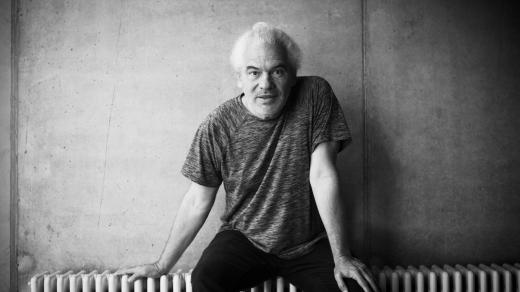 Petr Váša, básník, performer a hudebník