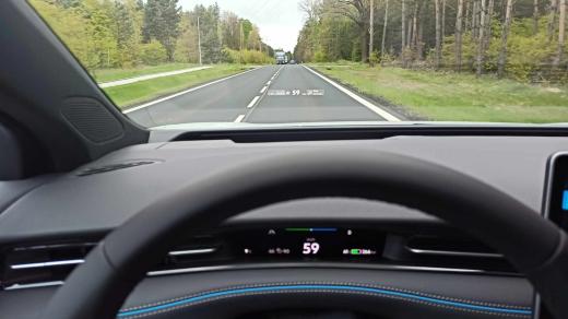 Za volantem elektromobilu