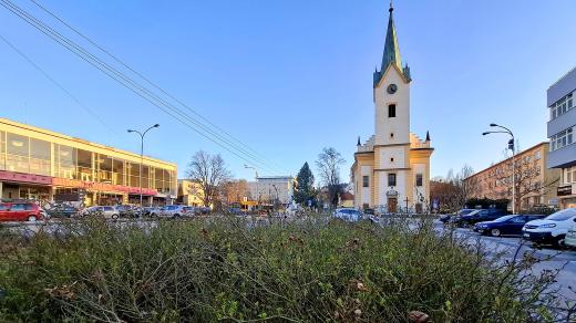 Zlín kostel a divadlo
