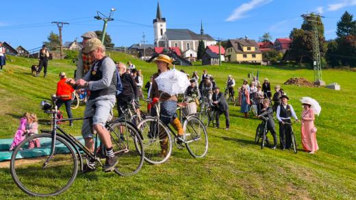 Spanilá jízda zahájí oslavy 60. sezony Divadla Járy Cimrmana