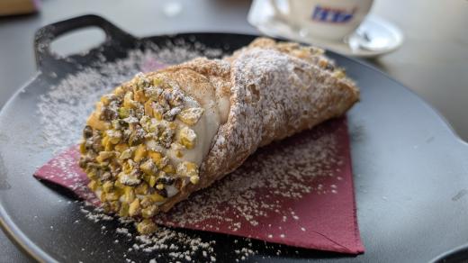 Sicilské cannoli