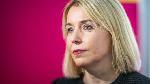 Europoslankyně Danuše Nerudová (STAN) na tiskové konferenci