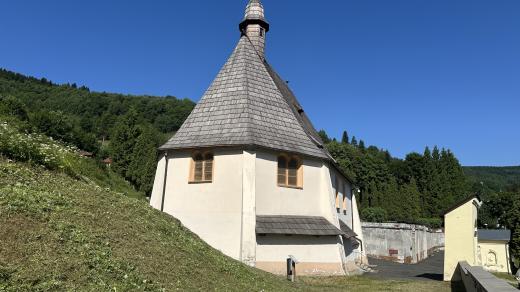 Špitální kostel Všech svatých v Jáchymově vznikl už na počátku 16. století