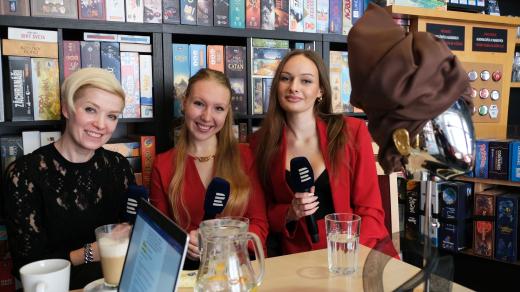 Ivana Kaňovská a její studentky byly hosty Lady Klokočníkové v rozhlasové kavárně