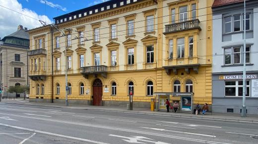 SŠ a VOŠ cestovního ruchu na Senovážném náměstí v Českých Budějovicích