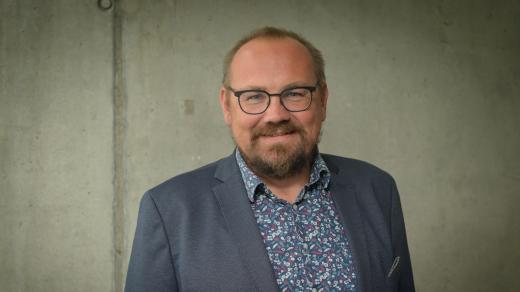 Kým je člověk v době AI? Hodnota lidství není měřena výkonem, ale zranitelností a péčí, míní teolog Štěch