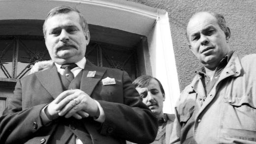 Lech Wałesa a Jacek Kuroń na snímku z roku 1984