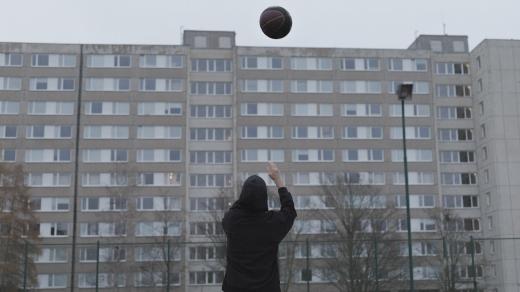 Snění: fantastické utopie za plány českých sídlišť