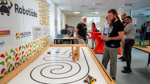 V nové Robotárně se děti budou učit programovat vlastní hry, vytvářet výrobky na 3D tiskárně nebo sestrojovat roboty