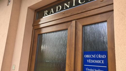 Vědomice už jsou připraveny jak na volby, tak na referendum
