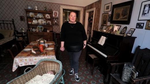 Tracey Bardonová, manažerka pro návštěvníky muzea na Henrietta Street v Dublinu