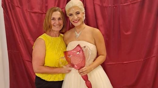 Zleva redaktorka Dita Vojnarová a Natálie Tichánková