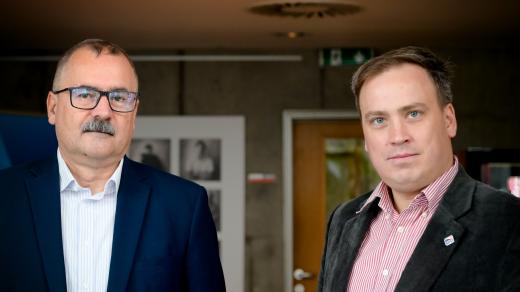 Poslanec SPD Josef Nerušil (vpravo) a poslanec ODS Pavel Žáček