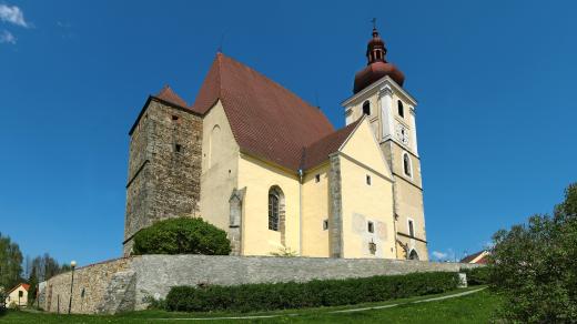 Kostel Nanebevzetí Panny Marie v Trhových Svinech