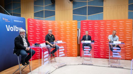 Zleva: Michal Hroza, Jan Dočekal, Petr Vlček, Miloslav Zientek