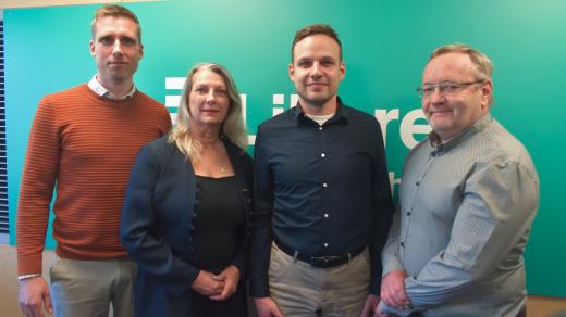 Zleva: Lukáš Hájek (SLK), Lenka Tarabová (PRO), Tomáš Rec (ANO), Jiří Veselka (ODS společně se sportovci)
