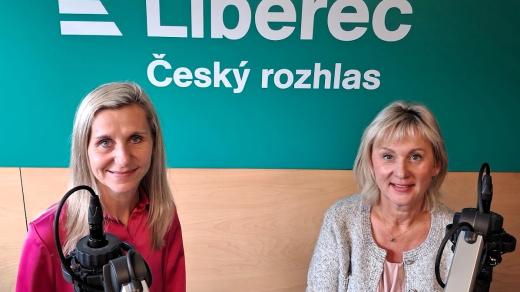 Koordinátorka projektu ‚Bellis – mladé ženy s rakovinou prsu‘ Eva Průšová a primářka onkologie jablonecké nemocnice Marta Kučerová