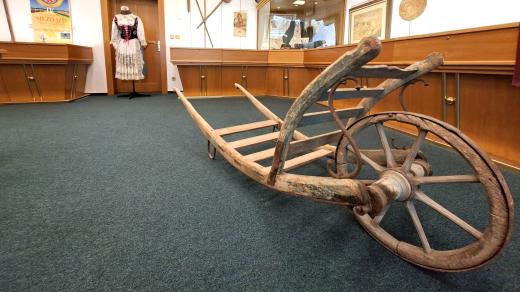 Výstava Po žních ve Státním okresním archivu v Českých Budějovicích