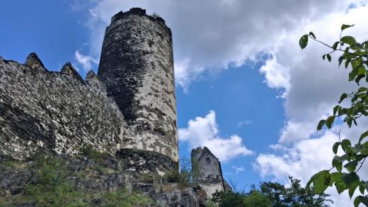 Bezděz nechal nejspíše v 60. letech 13. století postavit český král Přemysl Otakar II