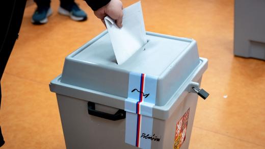 Celková účast v komunálních volbách byla čtvrtá nejvyšší v historii Česka, dosáhla 48 procent