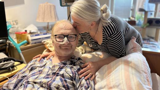 Devětapadesátiletý Vlastimil s manželkou Alenou doma v Kolíně