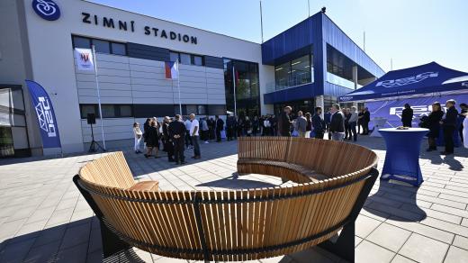 Slavnostní zahájení provozu nového zimního stadionu v Uherském Hradišti