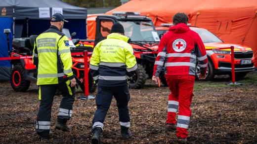 Materiální základna humanitární pomoci pro 150 osob na akci s názvem Den hrdinů