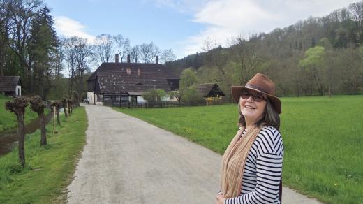 Vlasta Dufková v Babiččině údolí