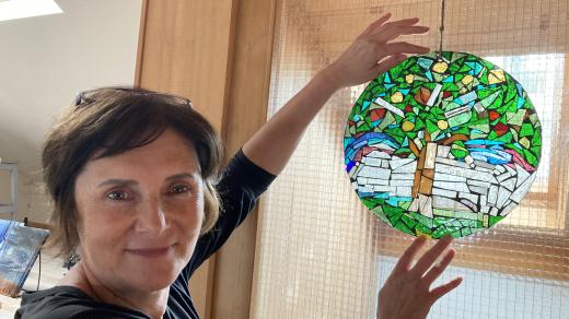 Návštěva ve sklářském ateliéru Evy Edlerové v Bolkovském údolí v Rudníku