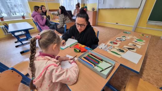 Zápis do první třídy pro ukrajinské děti v Českých Budějovicích