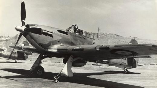 Stíhací letoun RAF Hawker Hurricane