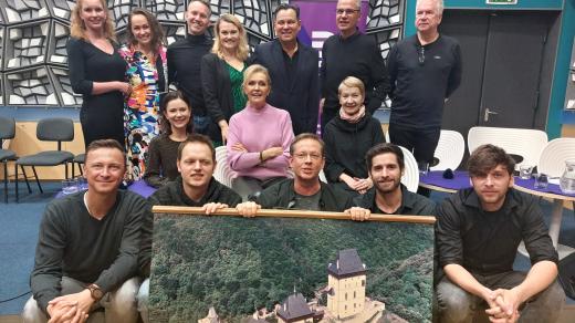 Setkání v Toboganu. 50 let od první klapky filmu Noc na Karlštejně a 100 let od narození Zdeňka Podskalského