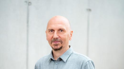 Petr Hartman, moderátor a komentátor Českého rozhlasu Plus