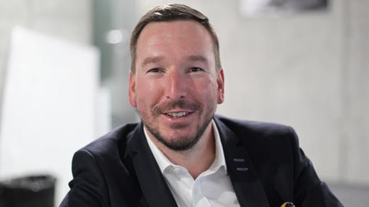 Politolog Jan Kubáček, host pořadu Jak to vidí...