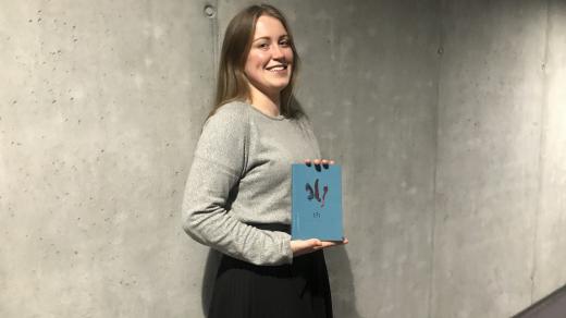Anna Luňáková s románem Tři v ArtCafé