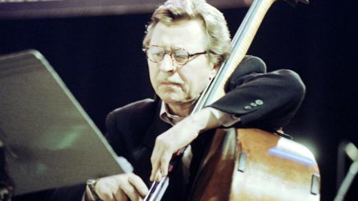 George Mraz