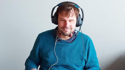 Na posluchačské lince