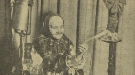 Přadlena u mikrofonu (1942)
