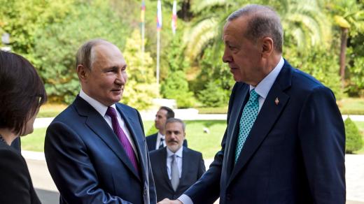 Ruský prezident Vladimir Putin a turecký prezident Recep Tayyip Erdogan během setkání v Soči