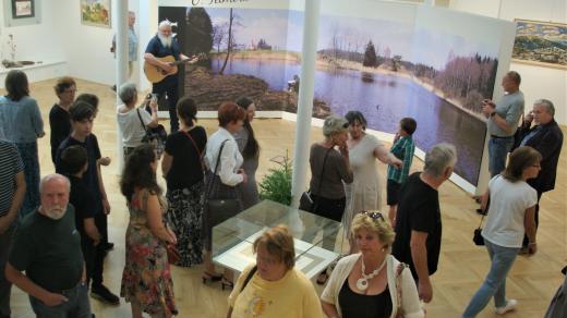 Z otevření výstavy Krajiny Oskara Teimera v hořickém muzeu