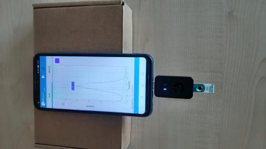 Data získají olomoučtí vědci rychle a levně na displeji telefonu
