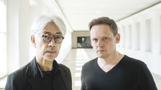 Rjúiči Sakamoto a Alva Noto
