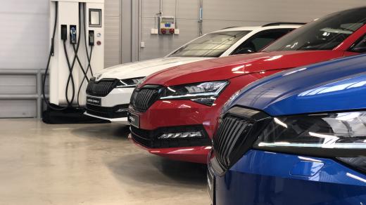 Výroba hybridního modelu Superb iV v Kvasinách