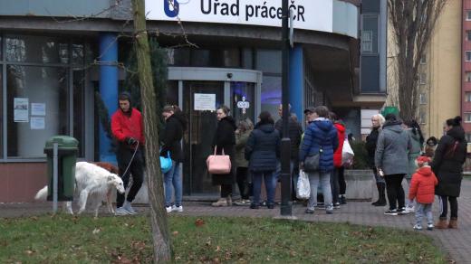 Déle než rok je v Moravskoslezském kraji bez práce 39 procent nezaměstnaných