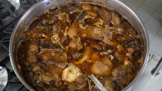 Demi-glace, poctivá silná omáčka masové chuti