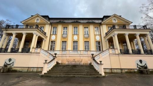 Neumannova vila, správní centrum Safari Parku Dvůr Králové