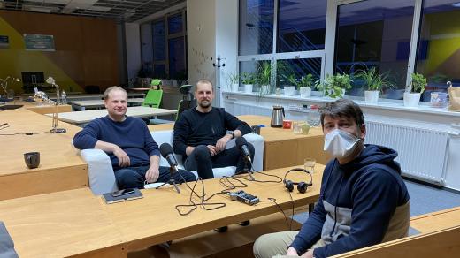 Zakladatelé startupu Wereldo s Vojtěchem Kovalem