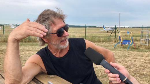 Vlastimil Dvořák mluví o Memorial Air Show v Roudnici nad Labem
