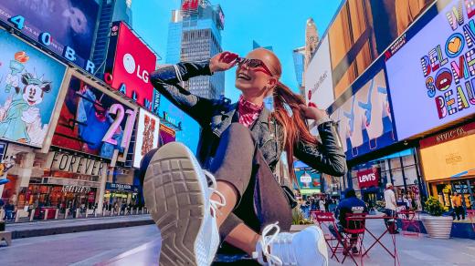 Zpěvačka Nina Schwarz v New Yorku